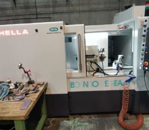 Nuova rettificatrice